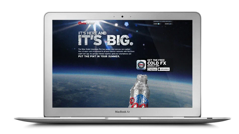 The aluminum pint on a MacBook Air